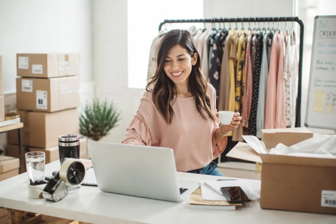 Guía para diseñar una tienda online de ropa que sí venda